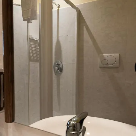 Bed & Breakfast Angeles 3*