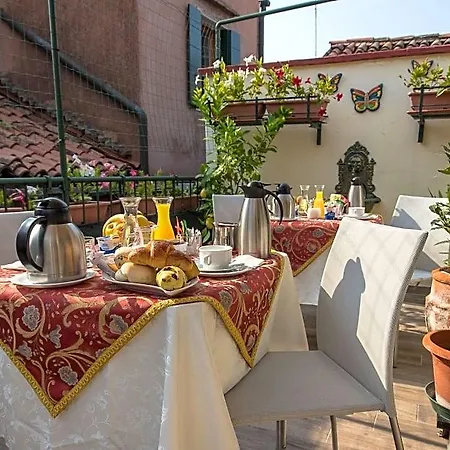 فندق مبيت وإفطار Angeles 3*
