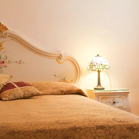 Angeles 3* Velence